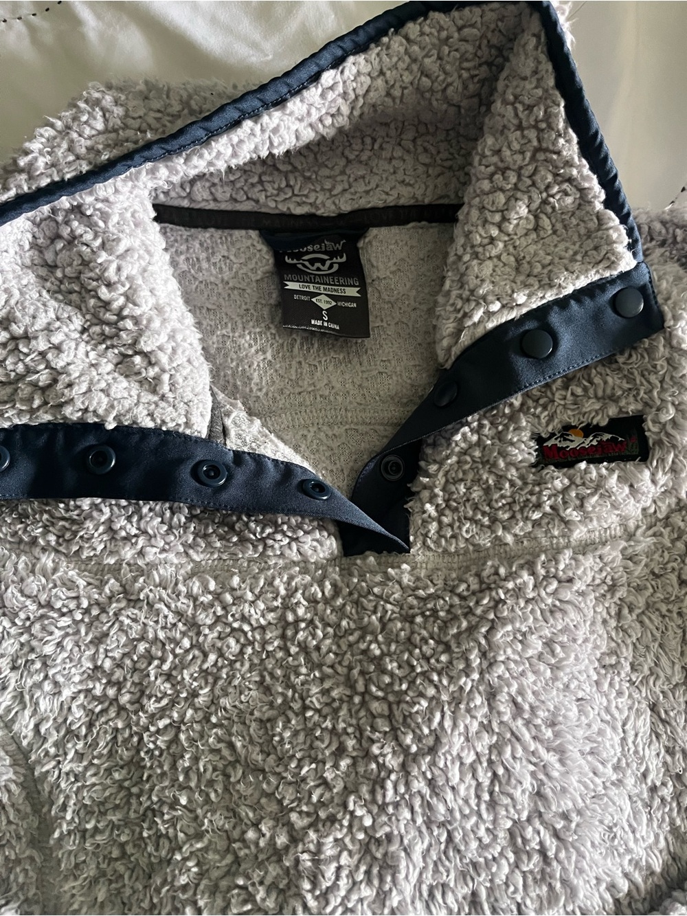 Moosejaw Mountaineering 'Love The Madness' Sherpa Jacket - Light Gray Small